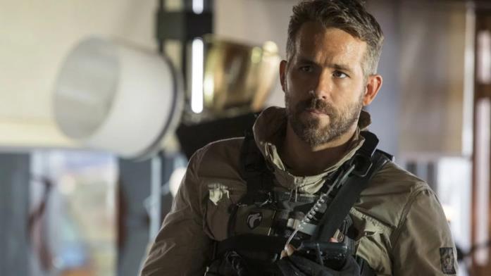 Ryan Reynolds in una foto di 6 Underground