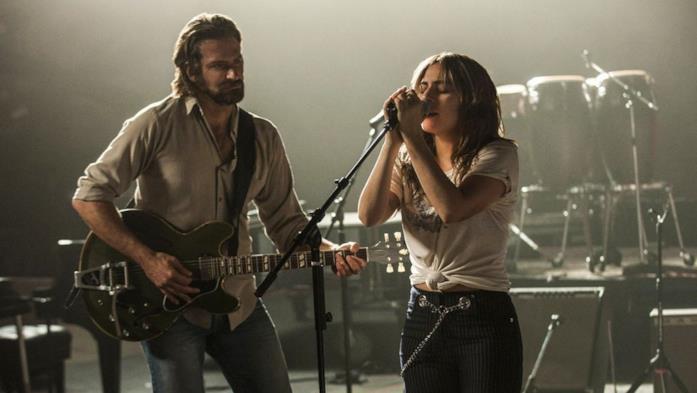 A Star is Born domina le nomination dei SAG Awards 2019 Lady Gaga e Bradley Cooper in A Star is Born