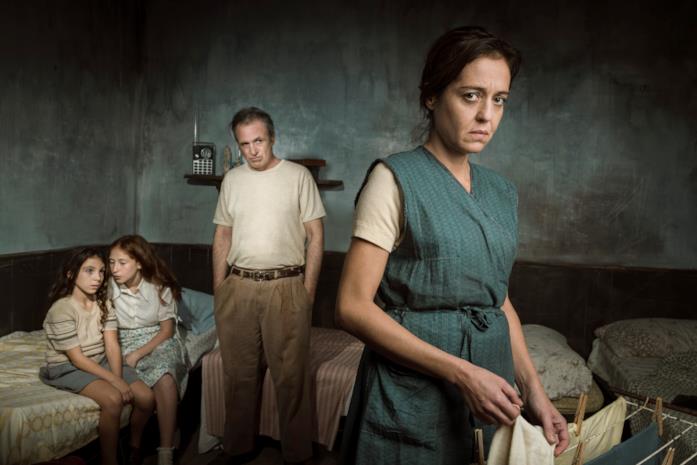 L'Arminuta La vera famiglia dell'Arminuta nella povera stanza da letto