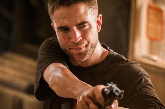 Robert Pattinson nei panni di Reynolds in The Rover