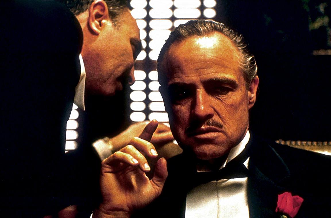Marlon Brando è don Vito Corleone ne Il padrino