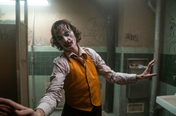 Un'immagine di Joaquin Phoenix nei panni di Joker
