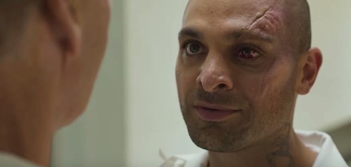 Michael Mando interpreta Scorpion in Spider-Man: Homecoming Primo piano di Mac Gargan (Scorpion) in Spider-Man: Homecoming