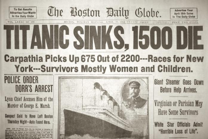 Il titolo di giornale dopo l'affondamento del Titanic La notizia dell'affondamento del Titanic