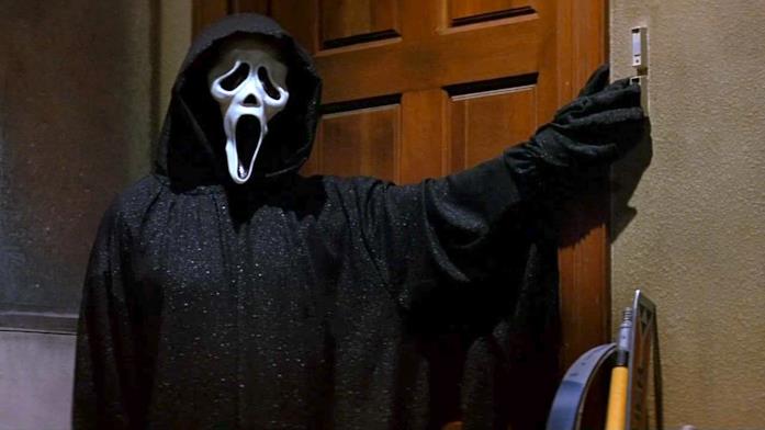 Il killer Ghostface in Scream