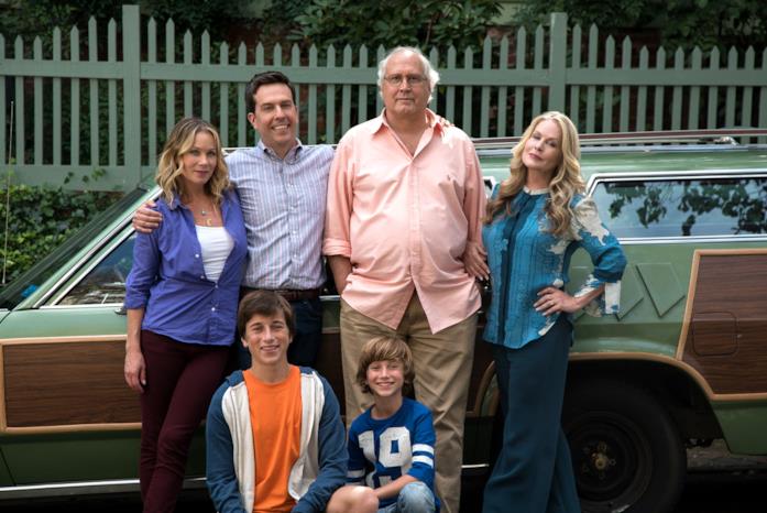 Come ti rovino le vacanze, a metà fra un sequel e un reboot di National Lampoon's Vacation Uno scatto con il cast di Come ti rovino le vacanze