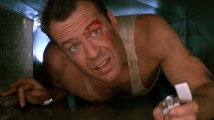 Un primo piano di Bruce Willis in Trappola di Cristallo
