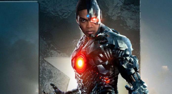 Joss Whedon ha deciso di rendere il personaggio di Cyborg meno oscuro in Justice League L'attore Ray Fisher nel ruolo di Cyborg in Justice League