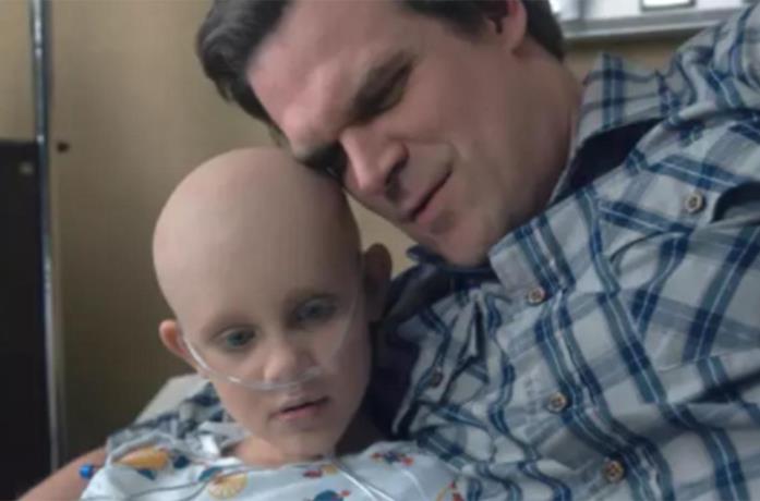 Stranger Things Stranger Things: Jim e Sara Hopper