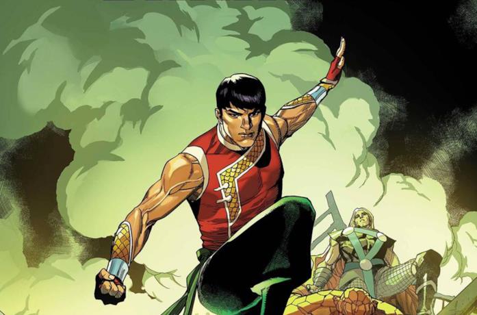Shang-Chi, il personaggio Marvel, dopo un duro combattimento