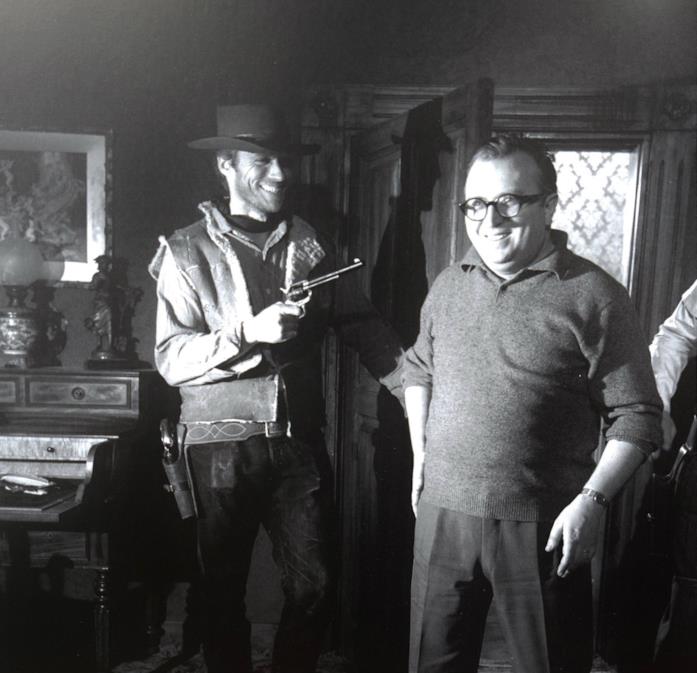 Sergio Leone e il suo cinema senza tempo Clint Eastwood e Sergio Leone sul set di Per qualche dollaro in più