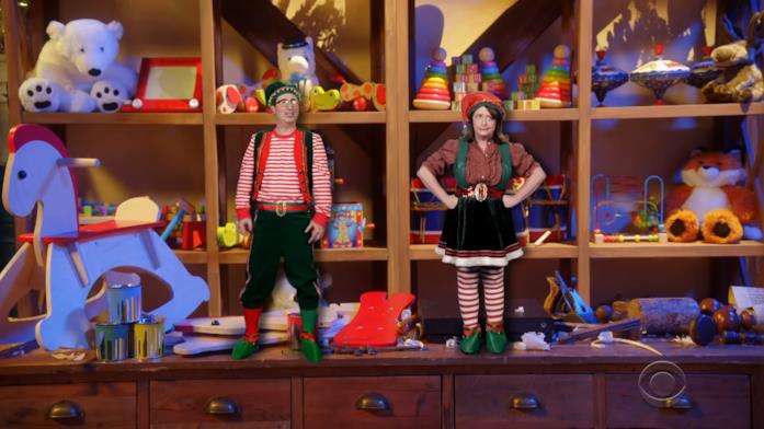 Gli Elfi, intepretati da Rachel Dratch e John Oliver Rachel Dratch e John Oliver in Santa Fight: Saving the Holiday From Atnas