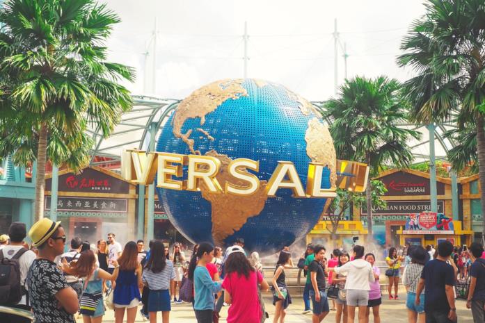 Universal Studios e Warner Bros. Studios a Los Angeles Universal Studios e Warner Bros. Studios a Los Angeles per le riprese di Dunkirk