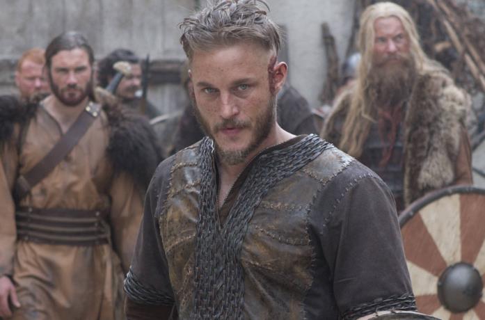 Travis Fimmel nel secondo episodio di Vikings