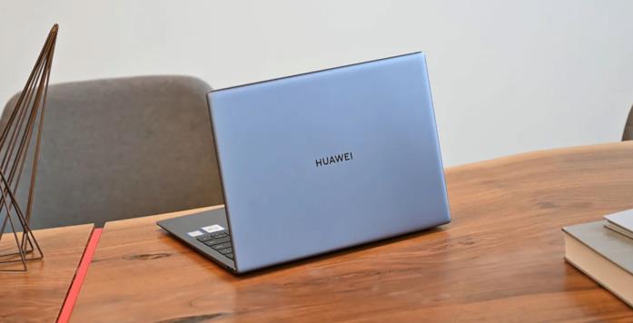 Huawei MateBook X Pro 2019 e MateBook 14 2019 hanno poche novità estetiche Foto della scocca posteriore di Huawei MateBook 14