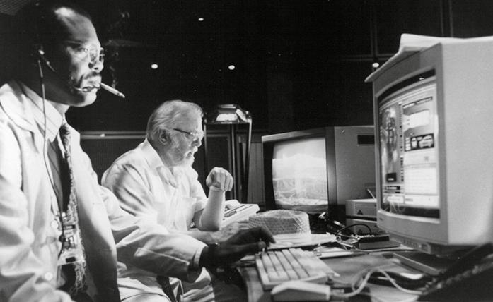 Samuel L. Jackson è l'ingegnere informatico Ray Arnold in Jurassic Park