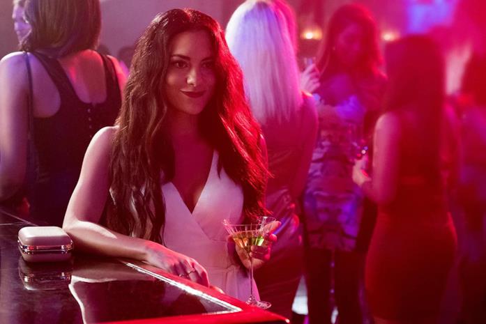 Inbar Lavi in Lucifer Eve nella quarta stagione di Lucifer