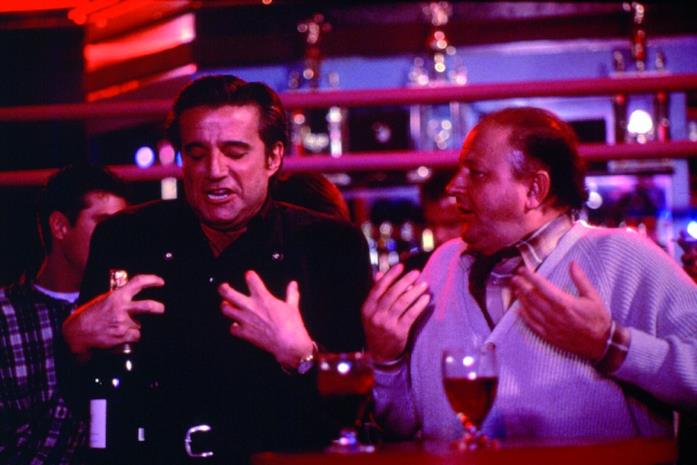 Vacanze di Natale '95, la deriva trash del cinepanettone Una scena di Vacanze di Natale '95
