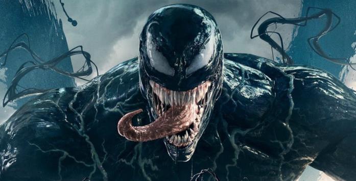 Un primo piano di Venom nel poster del film