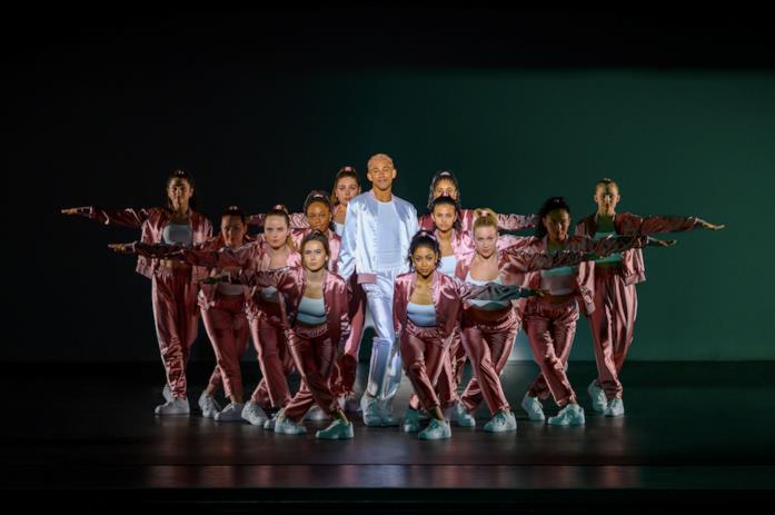 Work It - I Thunderbirds La crew del liceo di Quinn in formazione