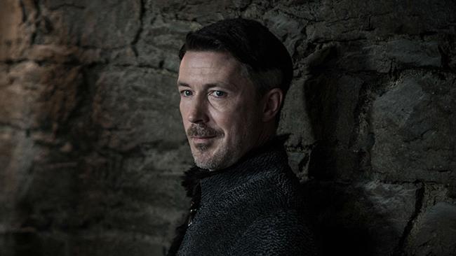 Aidan Gillen nei panni di Ditocorto in GoT
