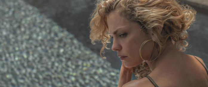 Distanza di sicurezza, il finale del film di Claudia Llosa e la sua spiegazione Dolores Fonzi in una scena del film Distanza di sicurezza