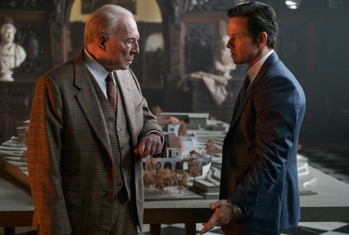 Christopher Plummer e Mark Wahlberg in una scena del film