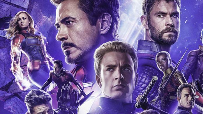Un primo piano dei Vendicatori nel poster di Endgame