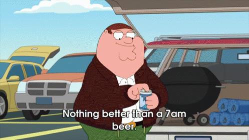 La birra come stile di vita per Peter Griffin Il protagonista dei Griffin con la sua adorata birra
