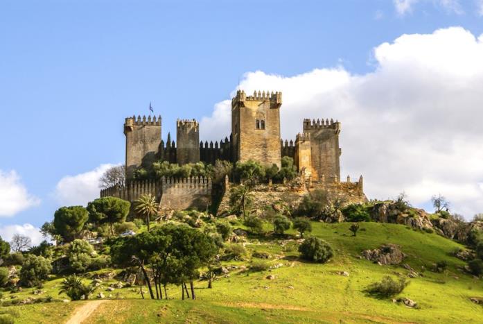 Almodóvar del Rio, sede di Alto Giardino Almodóvar del Rio diventa Alto Giardino
