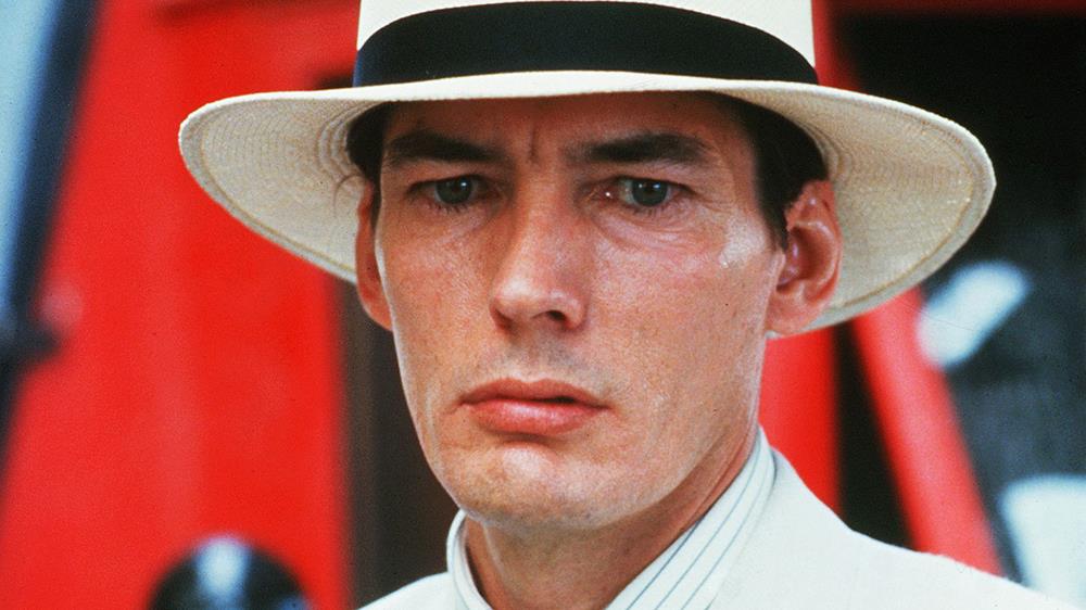 Billy Drago in una scena di The Untouchables - Gli intoccabili