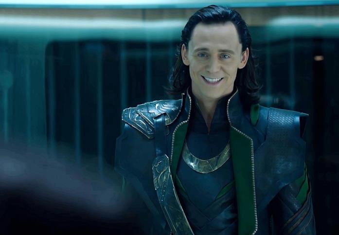Tom Hiddleston nelle vesti di Loki