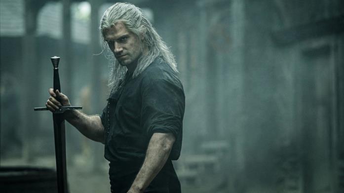 The Witcher: svelato com'è nata Toss a coin to your witcher Henry Cavill in The Witcher
