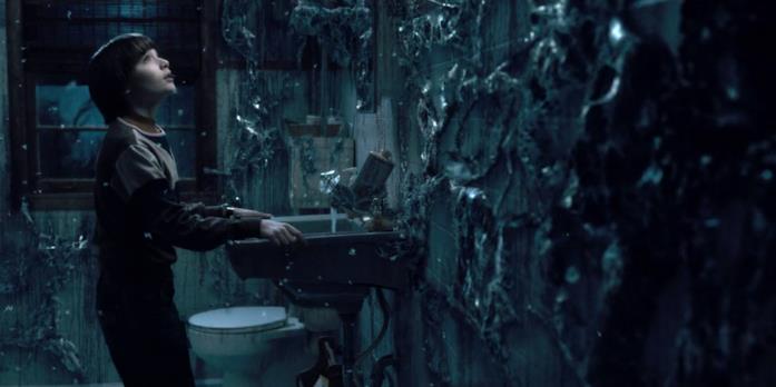 Il terribile Sottosopra, la dimensione oscura di Stranger Things Will Byers alle prese con una delle visioni del Sottosopra