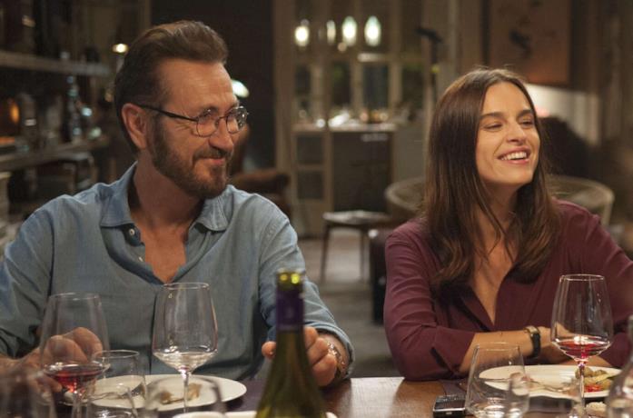 Perfetti sconosciuti; una cena poco romantica tra amici