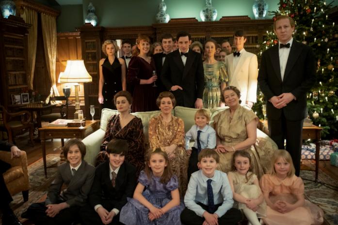 The Crown 4 La famiglia reale al completo a Natale