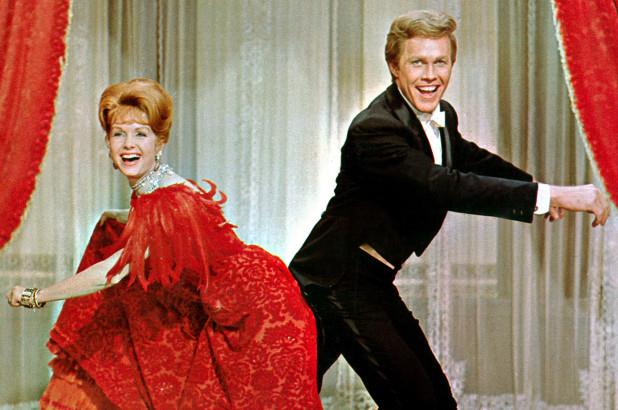 Debbie Reynolds e Harve Presnell, protagonisti del film Voglio Essere amata in un Letto d'Ottone Debbie Reynolds e Harve Presnell interpretano Molly Brown e Johnny Brown