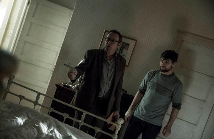 Outcast recensione episodio 5