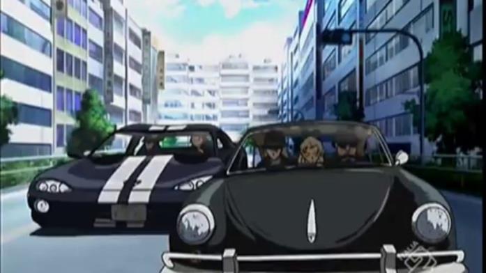 L'Organizzazione Nera in macchina Vermouth in auto con Gin e Vodka