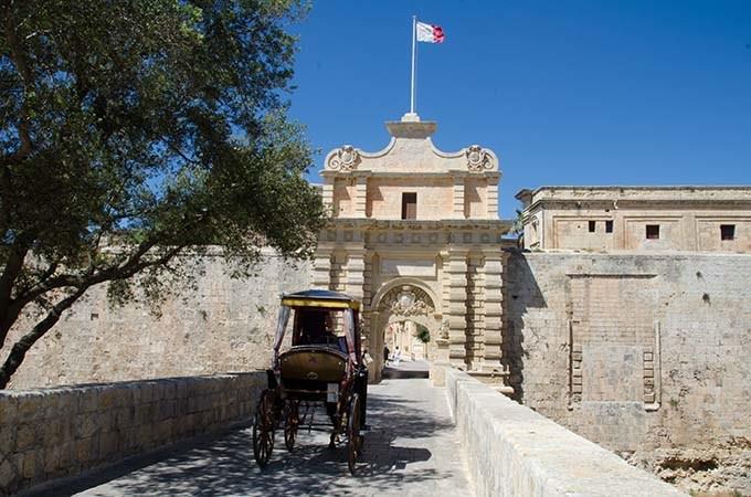 Le porte di Mdina Le porte di Mdina erano l'ingresso alla Fortezza Rossa