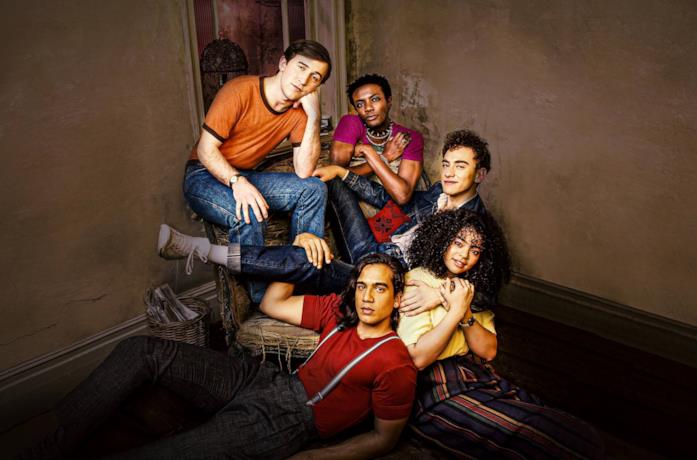 Il cast della serie It's a Sin