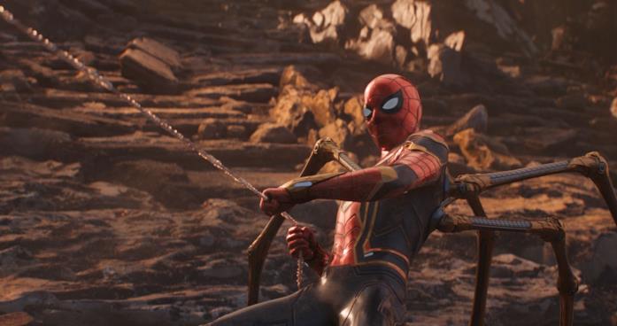 La storia dell'armatura chiamata Iron Spider Iron Spider in combattimento