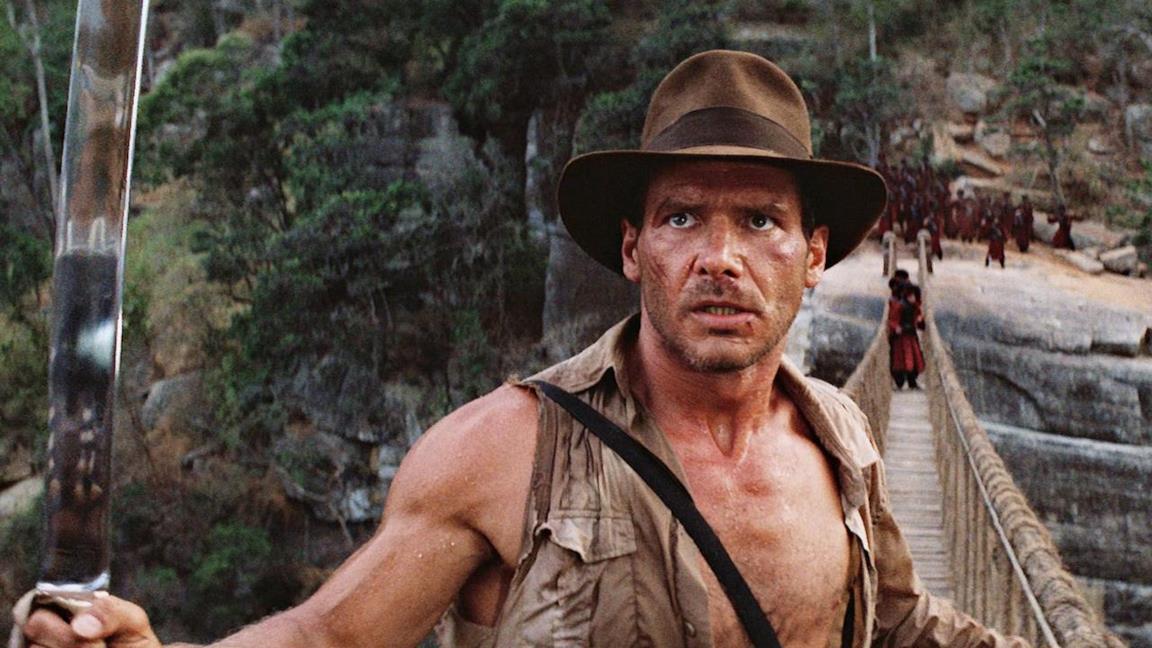 Le locandine dei film Everest, Indiana Jones e i Predatori dell'Arca Perduta, Into the Wild