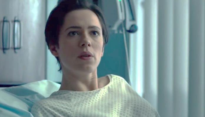 Regali da uno sconosciuto - The Gift Robyn in ospedale in The Gift