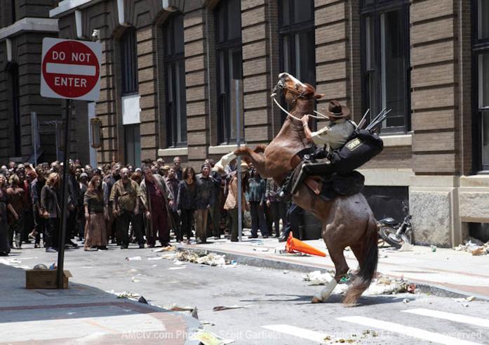 Rick in The Walking Dead Rick a cavallo in The Walking Dead