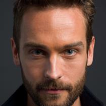 Tom Mison