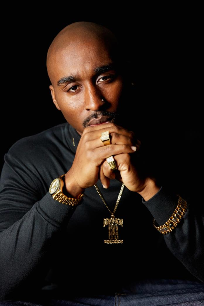 Demetrius Shipp Jr. nei panni di Tupac (2Pac) in All Eyez On Me All Eyez On Me: Demetrius Shipp Jr. interpreta il protagonista Tupac (2Pac)