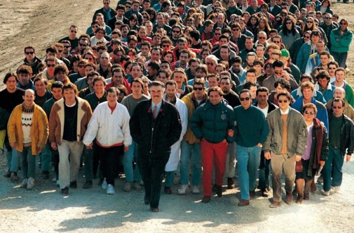 Vincenzo Muccioli a San Patrignano in un frame di SanPa, la docu-serie Netflix