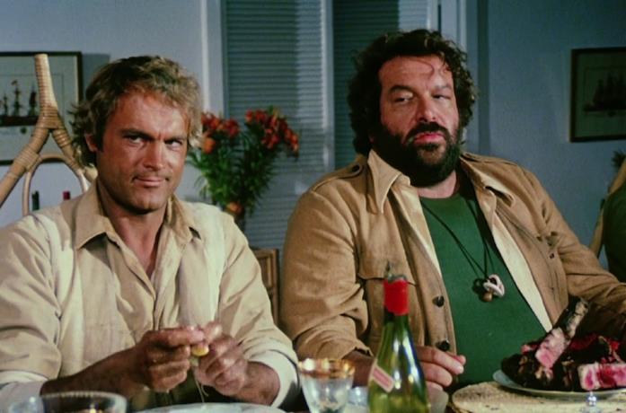 Terence Hill e Bud Spencer in una scena del film Io sto con gli ippopotami