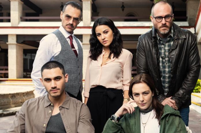 Il cast della serie messicana Oscuro desiderio
